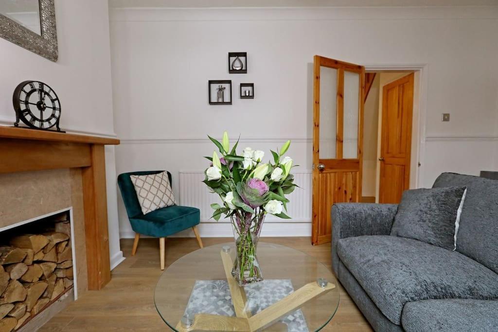 Convenient & Central 2-Bed House ノリッチ エクステリア 写真