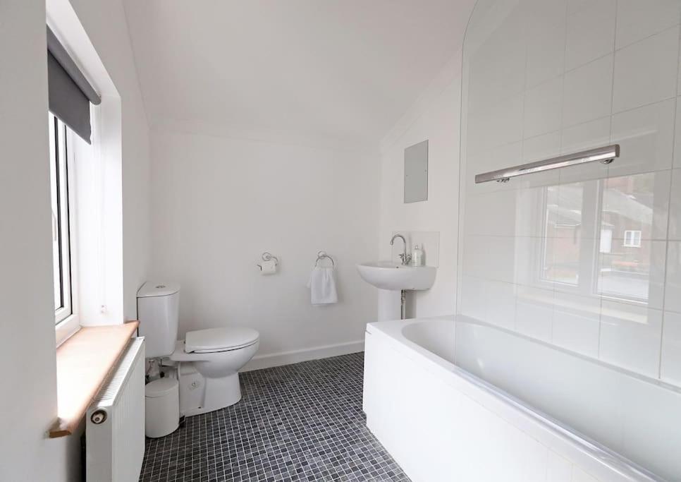 Convenient & Central 2-Bed House ノリッチ エクステリア 写真