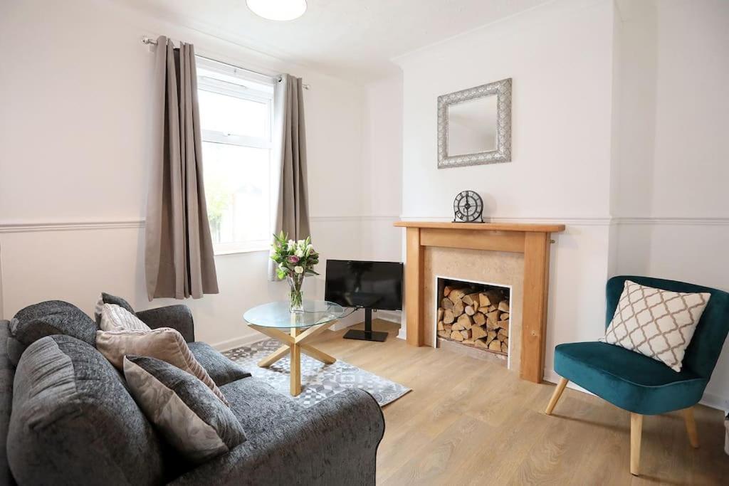 Convenient & Central 2-Bed House ノリッチ エクステリア 写真